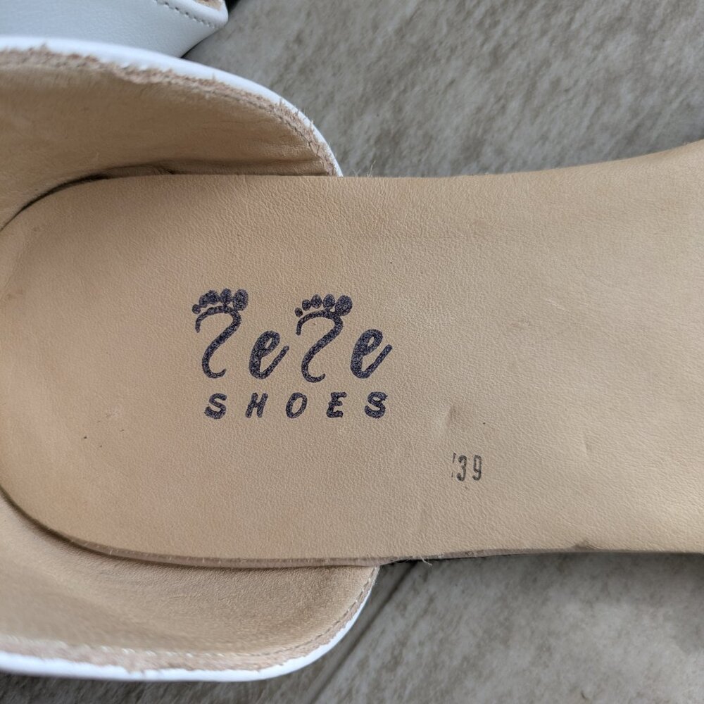 Minimalist Mary Janes - Picture 6 of 8